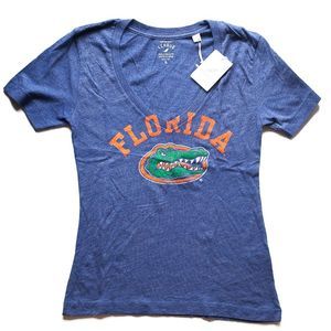 Florida Gators Women's Small V-neck T-shirt NWT